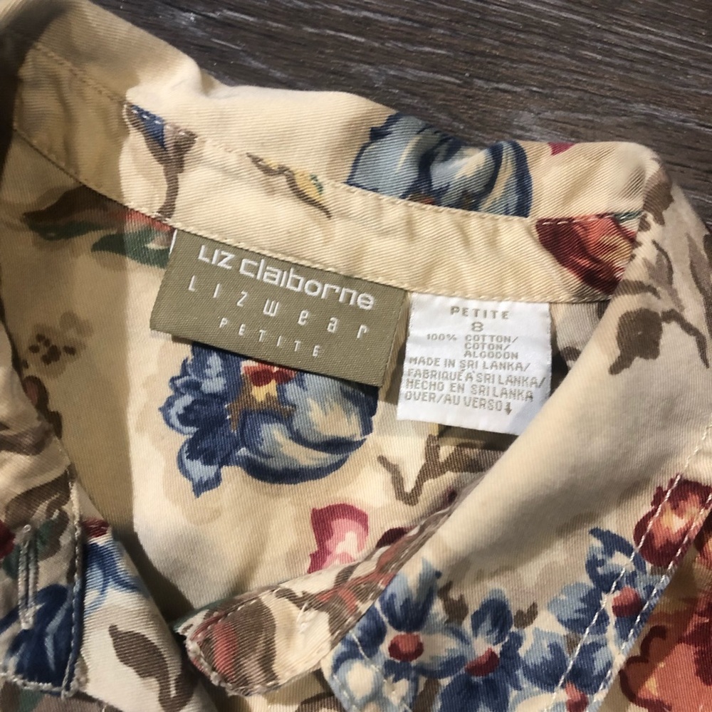 Liz Claiborne Floral Button Up Collared Tank - image 2